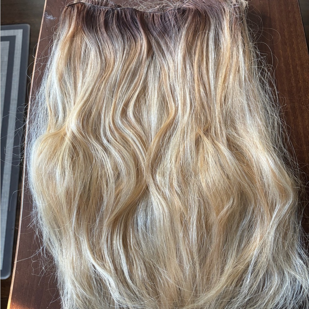 Luxurious Blonde Ombre Hair Extensions